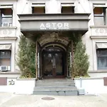 Park West 3*