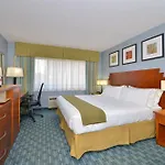 Express Laguardia Airport, An Ihg New York