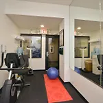 Express Laguardia Airport, An Ihg 3* New York