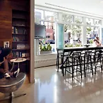 Nu Hotel 4*