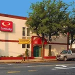 Econo South Ozone Park 2*
