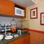 Econo South Ozone Park Hotel
