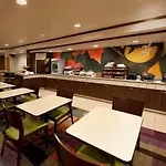 Fairfield By Marriott Jfk Airport Hotel