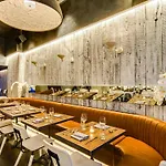 Hotel Henri