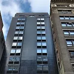 Henri 4* New York