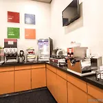 Comfort Manhattan Bridge Hotel 3*