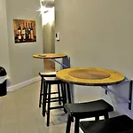 Guest house Hipsters Cove New York