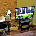 Guest house Hipsters Cove 3*