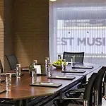 Hotel The Pearl 4*