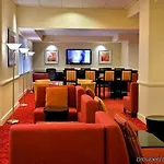 Laguardia Airport Marriott Hotel New York