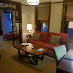 Wales Hotel