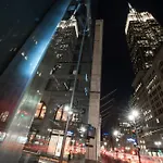 Hotel U Fifth Avenue, Empire State Building