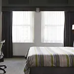 Hotel Radisson Street