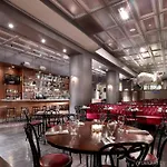 Radisson Street Hotel