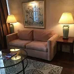 Avalon Hotel