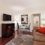 Avalon Hotel