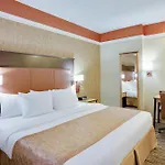Hotel The At Fifth Avenue 3*