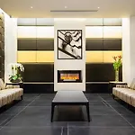 The At Fifth Avenue