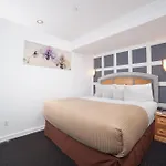 Mulberry Hotel 3*