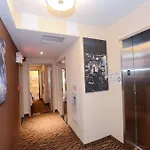 Howard Johnson Soho Hotel