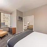 Bentley Hotel 4*
