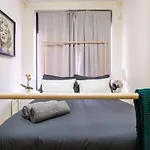 Authentic Nyc 3Br Abode On Best Block!! Sleeps 10