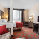 Hotel Comfort & Near Stadium