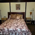 Sugar Hill Apartment New York
