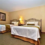 Western Queens Court 3*