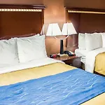 Travelodge By Wyndham Queens Hotel 3*