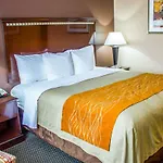 Travelodge By Wyndham Queens Hotel New York