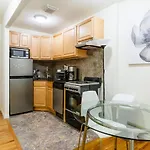 Bright 2Br 2Ba Overlooking The Park