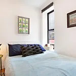 3 Bedroom Prime Les, Incredible Place & Location!!
