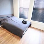 Renovated 2 Br/ 2 Bath Apartments Best Location In Soho