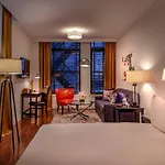 Hotel Avalon 4*