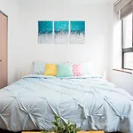 Full Apartment Near Times Square, Central Park