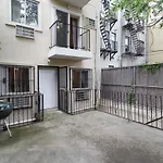 Private Garden 2 Bedroom Apartment