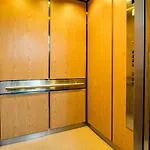 Hotel Leo House 3*