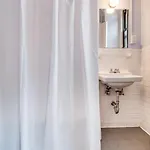 Hotel Leo House New York