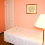 Hotel Leo House 3*
