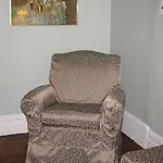 Bronx Guest house 2*