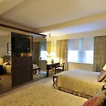 New York Apartment Sleeps 3 Air Con Wifi T057564