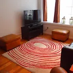 New York Apartment Sleeps 6 Wifi