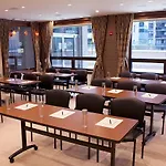 Hotel The Pearl 4*