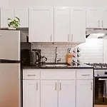 Well-Designed 2Br Pad In Exceptional Neighborhood: Lower East Side!