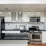 East 11Th Street By Onefinestay