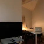 Apartment In East Side