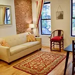 Kips Bay Apartment Sleeps 6 Air Con Wifi