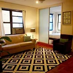 Greenwich Village Apartment Sleeps 4 Wifi