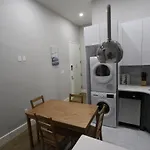 Super Modern 2 Bed Apartment In Manhattan Ny